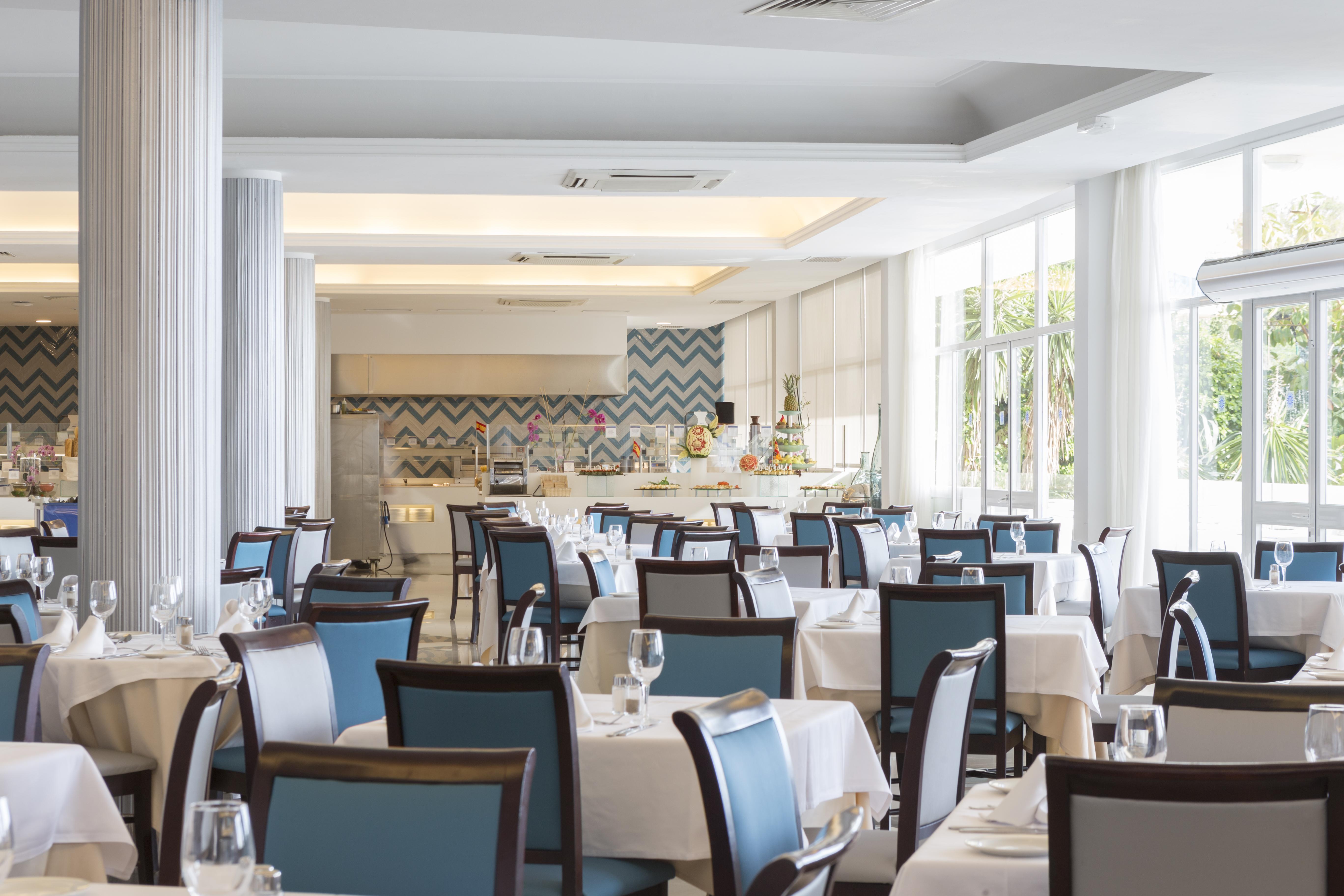 Bahia Principe Sunlight Coral Playa - Adults Only Hotel Магалуф Екстериор снимка